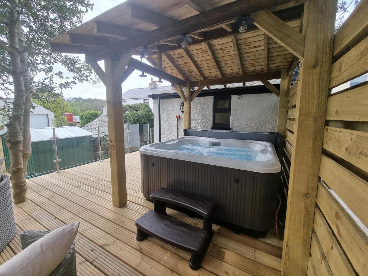 Luxurious Cottage With Hot Tub, Lake District Duddon المظهر الخارجي الصورة