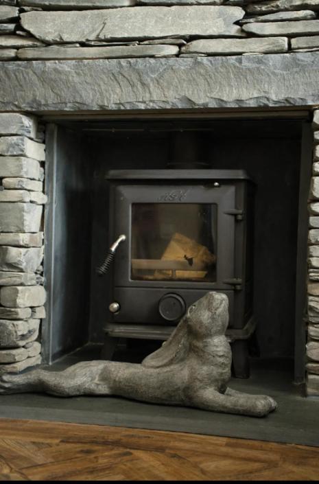 Luxurious Cottage With Hot Tub, Lake District Duddon المظهر الخارجي الصورة