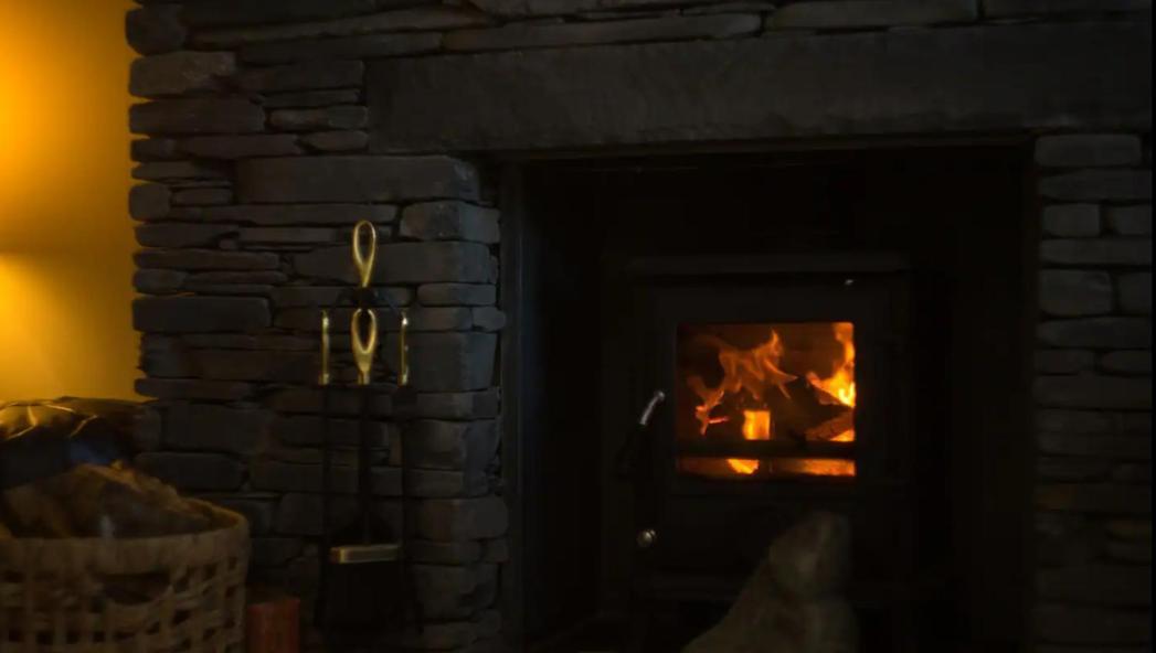 Luxurious Cottage With Hot Tub, Lake District Duddon المظهر الخارجي الصورة